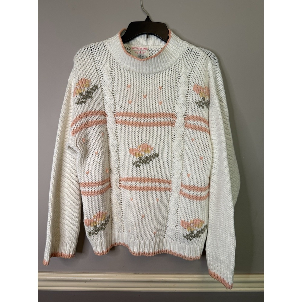 Vintage American weekend handknit sweater peach orange floral cottage core‎